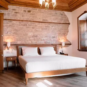 Argjiro Traditional Hotel